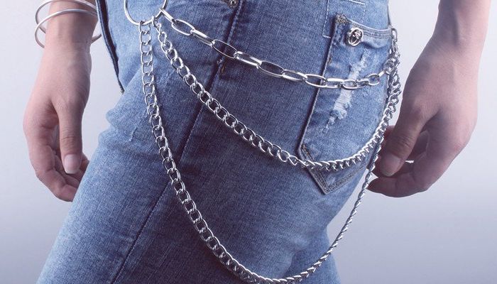 Что означает носить цепочку на штанах? - Быстрый ответ