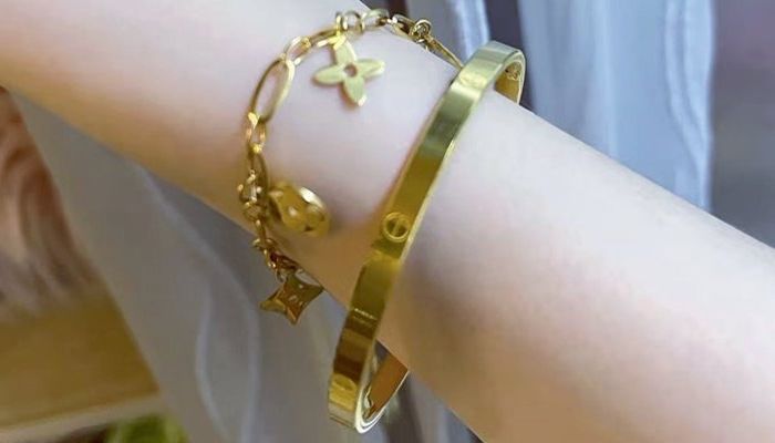 Краткое руководство о том, как определить, настоящее ли золото с помощью макияжа