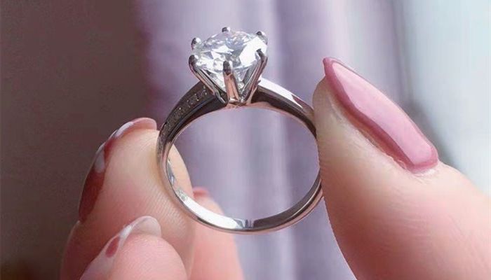 Сколько стоит заменить кольцо из белого золота? (Подробный ответ в 2022 г.)