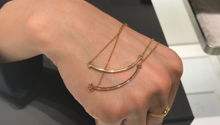 Ожерелье Tiffany продолжает переворачиваться — как с этим справиться?