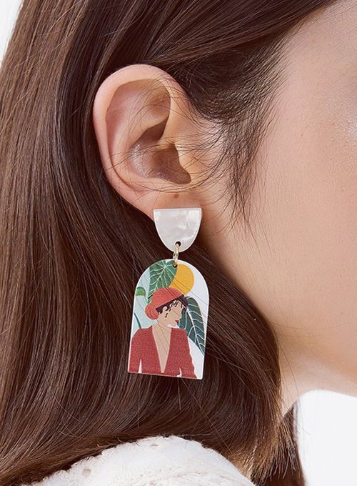 Из чего делают украшения из акрила?