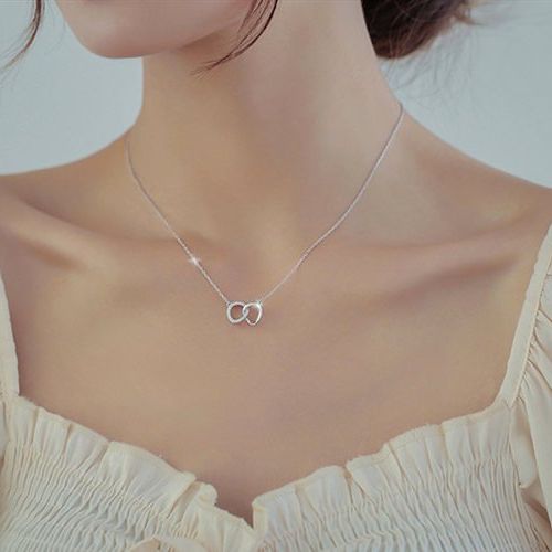 Can You Wear Sterling Silver in Water?(Answers&Reasons)
